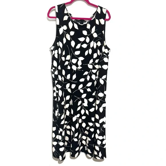 TALBOTS Black and White Leaf Print Dress - Picture 3 of 5